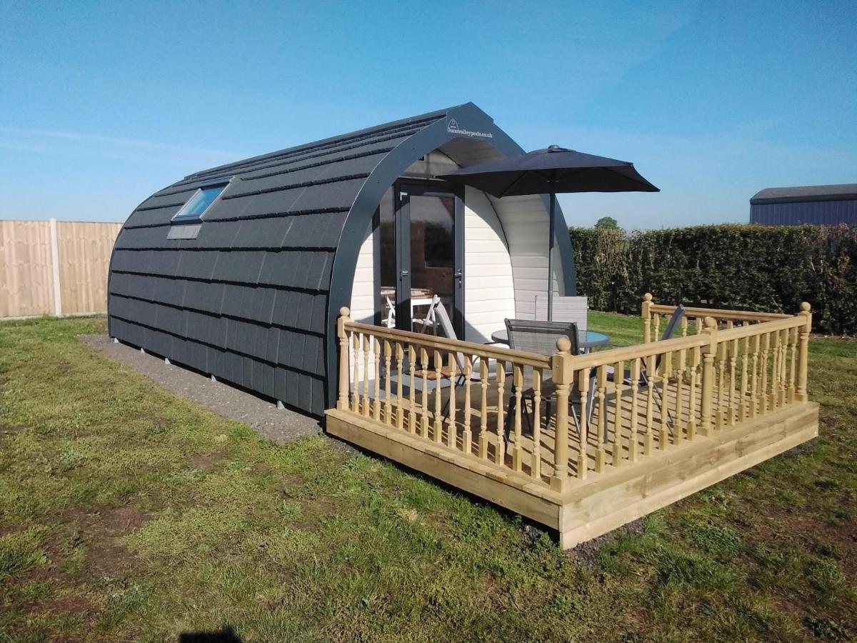 Отель Glamping Pods Кромер Экстерьер фото